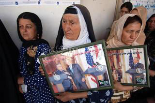 Iraqi women in line to vote